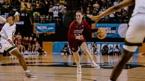 Lamb advances as Summit nominee for NCAA Woman of the Year